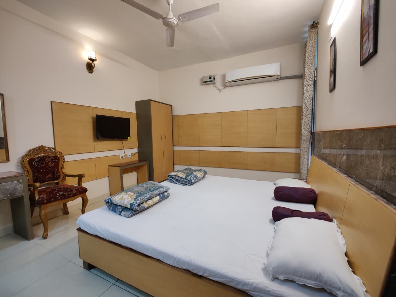 Hotel Royal Gallery 24